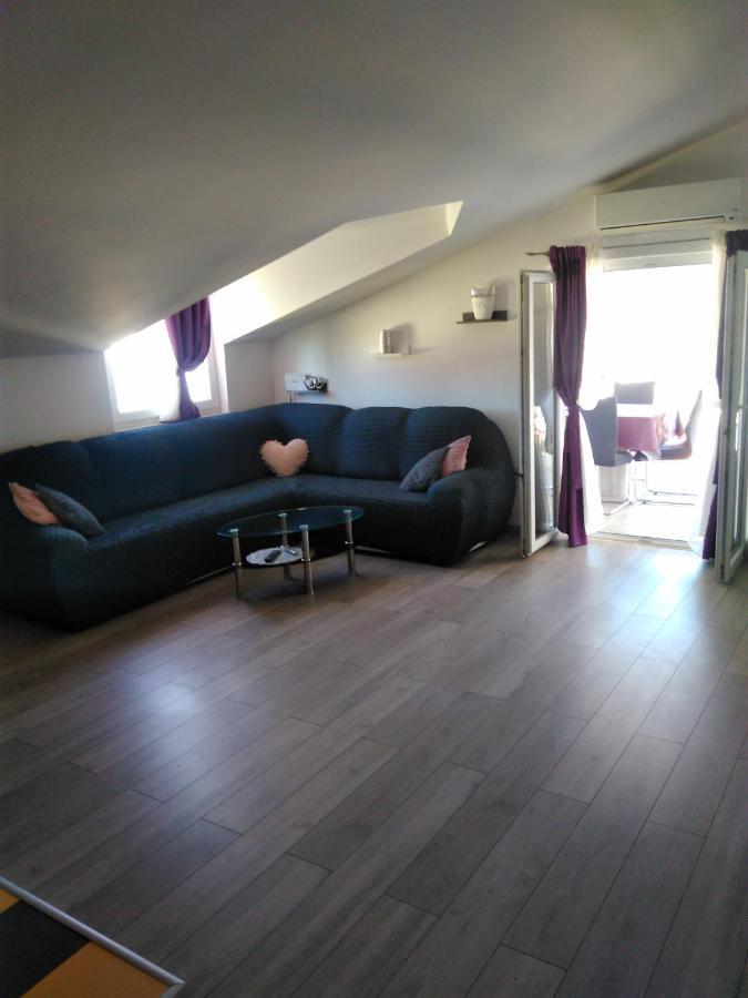 Apartment Mara *
