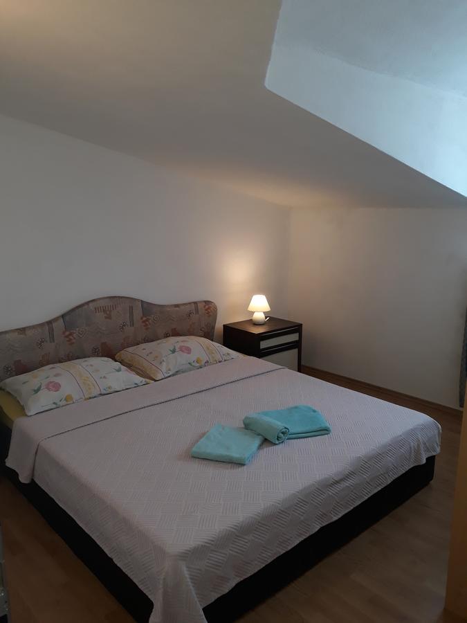 Mara Apartment