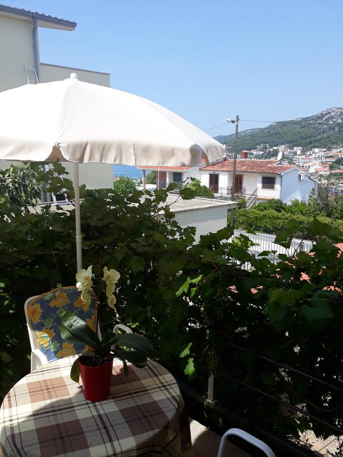 Mara Apartment