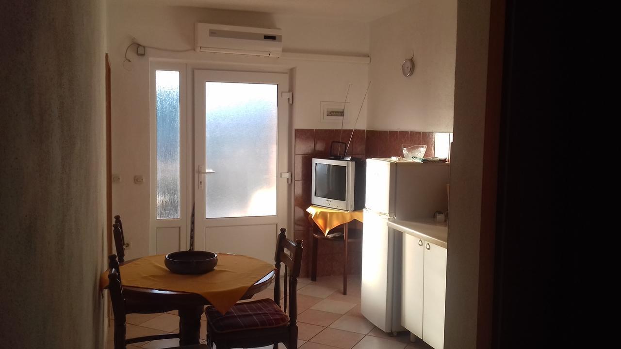 Apartment Mara *